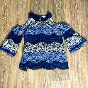 Lucky Brand lacy bare shoulder blouse